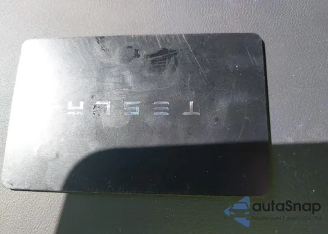2026 Tesla Model Y Long Range Dual Motor All-Wheel Drive from USA, damaged, VIN 7SAYGDED8TA464483